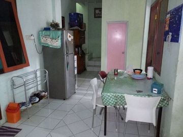 Dijual Kost Aktif Belakang Apartemen Suhat dekat UB
