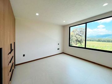 CASA EN PRADERAS ALTOZANO, MORELIA
