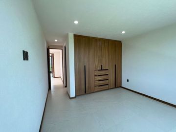 CASA EN PRADERAS ALTOZANO, MORELIA