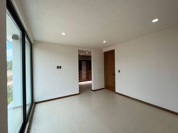 CASA EN PRADERAS ALTOZANO, MORELIA