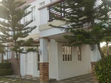 3BR Duplex house for sale in Gentri, Cavite