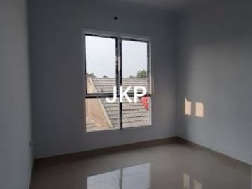 RUMAH BARU MURAH 2LT SIAP HUNI ASRI DAN NYAMAN LOKASI STRATEGIS DI WIBAWA MUKTI JATIASIH BEKASI