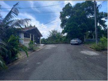 SE VENDE CASA EN LA CHORRERA
