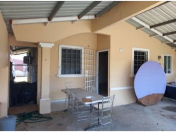 SE VENDE CASA EN LA CHORRERA
