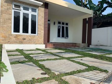 Rumah Baru 800Jt di Ngaglik!!