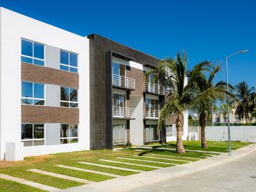 Departamento en Venta en Acapulco, Bonfil, 4 Recámaras, 2 baños, Club de Playa