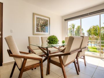 Departamento en Venta en Acapulco, Bonfil, 4 Recámaras, 2 baños, Club de Playa