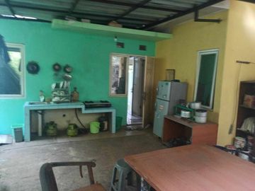 Rumah second di dalam Perumahan Maharaja Depok
