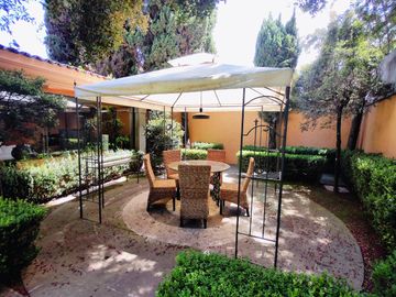 Casa Residencial en Venta, Fracc. Campestre del Bosque, Puebla