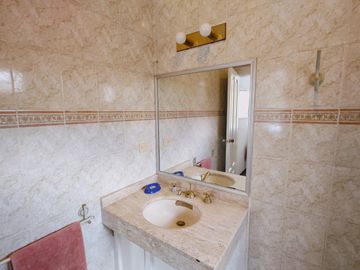 Casa Residencial en Venta, Fracc. Campestre del Bosque, Puebla