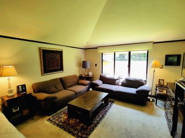 Casa Residencial en Venta, Fracc. Campestre del Bosque, Puebla