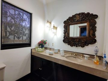Casa Residencial en Venta, Fracc. Campestre del Bosque, Puebla