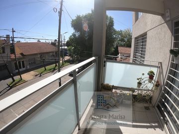 EXCELENTE DEPARTAMENTO DOS AMBIENTES