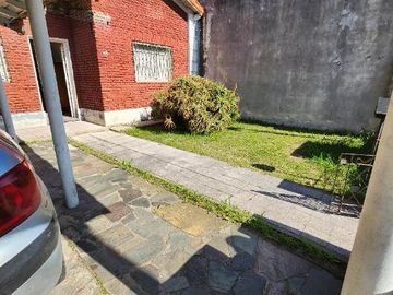 Casa PH en venta en Wilde