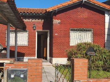 Casa PH en venta en Wilde