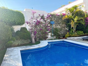 Al Norponiente de Cuernavaca
