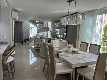 SE VENDE HERMOSA CASA EN LOS ALPES