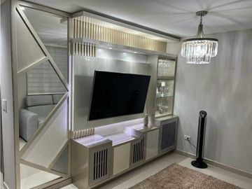 SE VENDE HERMOSA CASA EN LOS ALPES