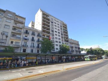 DEPARTAMENTO 4 AMB APTO CRÉDITO BANCARIO , FLORES