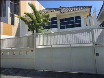 Di jual rumah cantik pondok maritim indah Surabaya*