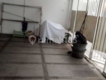 Rumah Indah Lokasi Strategis Dekat ke Lippo Mall Kemang dan Blok M di Cipete Utara - Jakarta Selatan