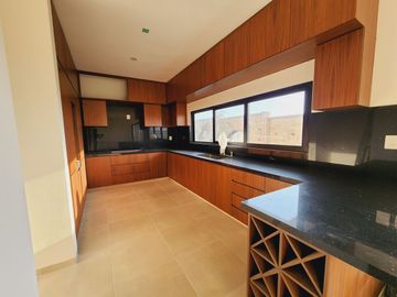 Casa en VENTA con ALBERCA fraccionamiento PUNTA TIBURON