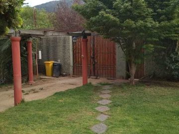 Vende  Cómoda Casa de Campo en Olmué