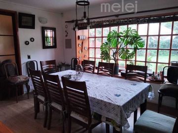 Vende  Cómoda Casa de Campo en Olmué