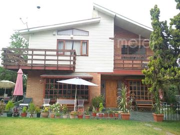 Vende  Cómoda Casa de Campo en Olmué