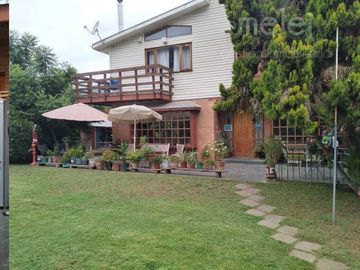 Vende  Cómoda Casa de Campo en Olmué