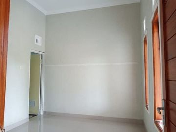 Rumah baru siap huni tersedia 3 unit di malangrejo maguwo, utara jogja bay