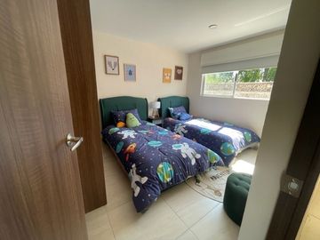VENTA DE CASA CON ALBERCA Y JACUZZI YAUTEPEC