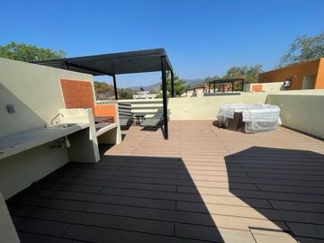 VENTA DE CASA CON ALBERCA Y JACUZZI YAUTEPEC