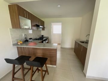 VENTA DE CASA CON ALBERCA Y JACUZZI YAUTEPEC