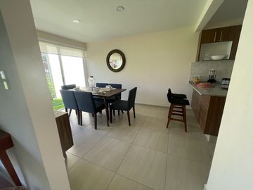VENTA DE CASA CON ALBERCA Y JACUZZI YAUTEPEC