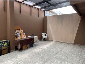 ALQUILO CASA EN PH EVEREST