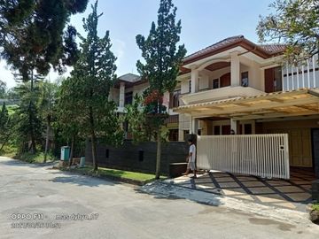 Rumah mewah dan megah setraduta purnama
