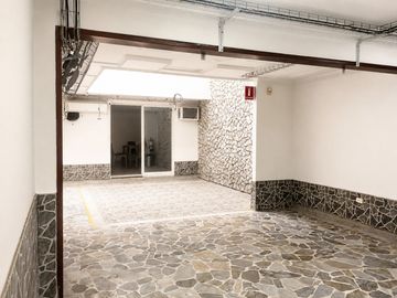 oficina en arriendo en san vicente. Cod A108432