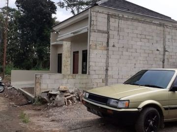 Rumah Graha Sidosari Ungaran Timur