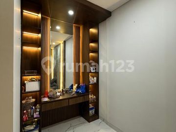 Rumah Mewah 6X10 Pik2