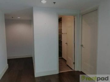 For RENT 2 BR UNIT / Edades Tower Rockwell, Makati