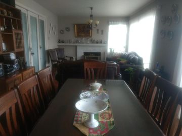 Vendo Excelente Casa Dos Pisos, Una Cuadra Del Mall