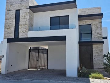 CASA EN VENTA EN SECTOR VIÑEDOS TORREÓN, COAHUILA