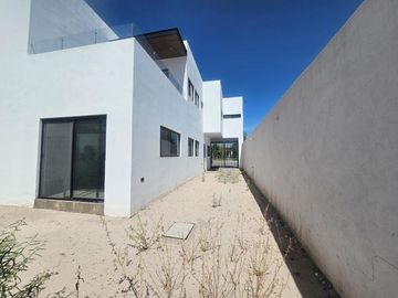 CASA EN VENTA EN SECTOR VIÑEDOS TORREÓN, COAHUILA