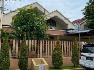 Rumah Manyar Kertoadi, Murah, Siap Huni, Furnish