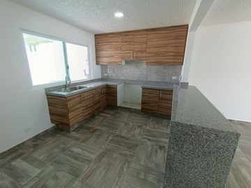 PREVENTA Casa + alberca en Jiutepec