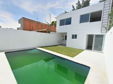 PREVENTA Casa + alberca en Jiutepec