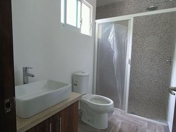 PREVENTA Casa + alberca en Jiutepec