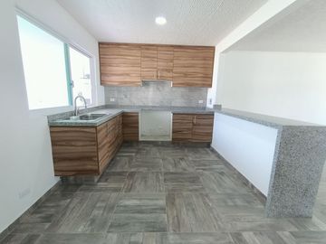 PREVENTA Casa + alberca en Jiutepec