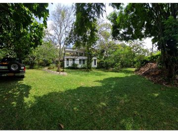Casa independiente en Pance sur de Cali cerca al parque de Las Garzas